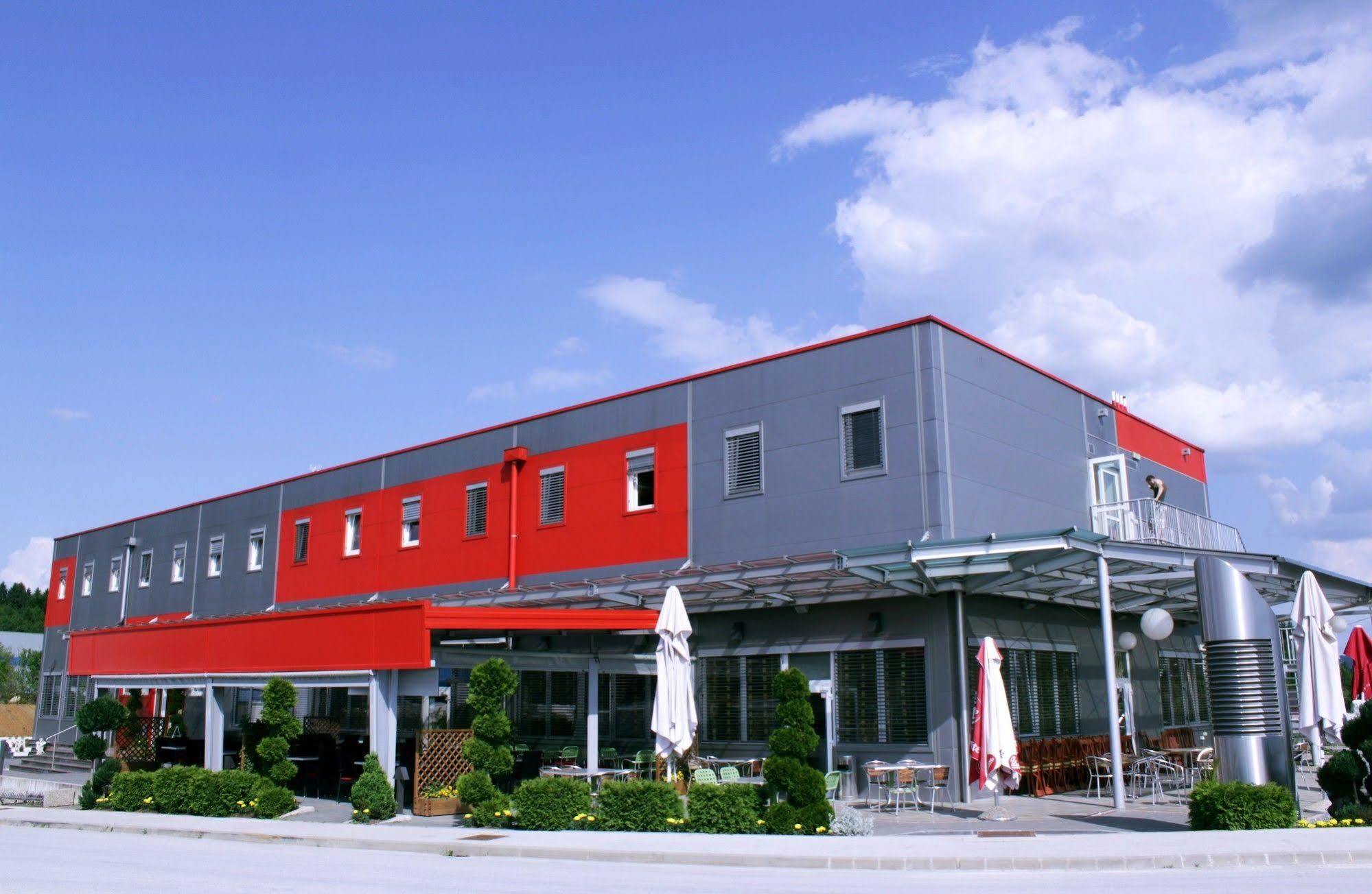 Hotel Galaksija Trebnje Exterior foto